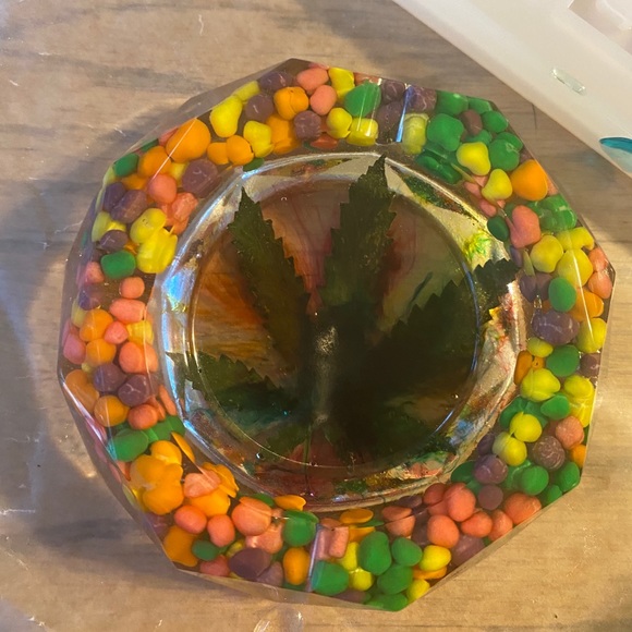 Ash tray - Picture 3 of 8